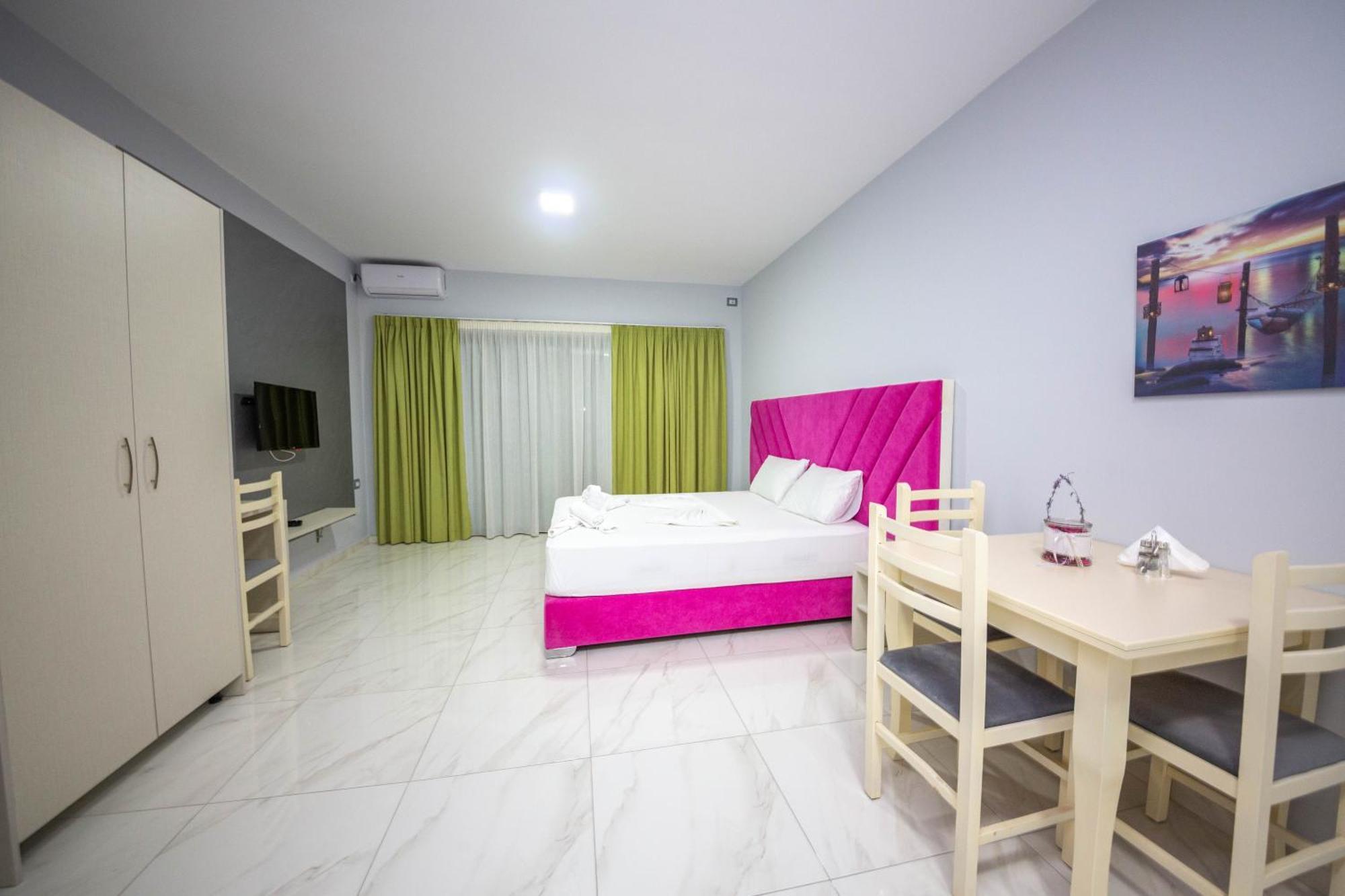 Mamma'S Apartments Sarandë エクステリア 写真