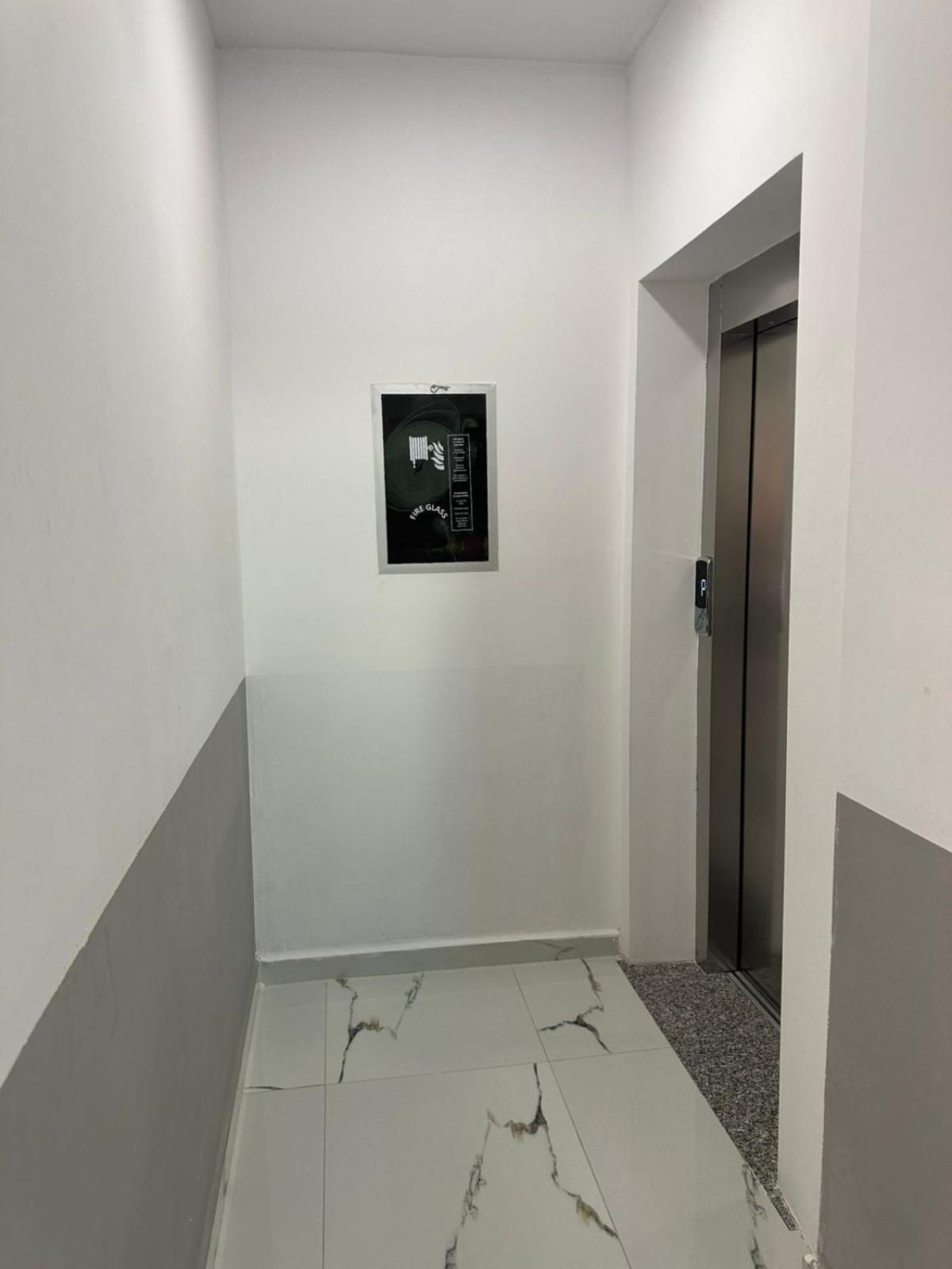 Mamma'S Apartments Sarandë エクステリア 写真